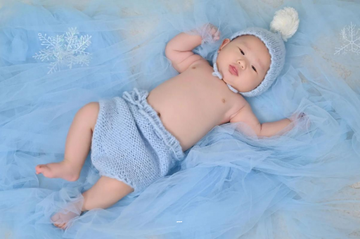 当阳摸孕妇肚子沾喜气